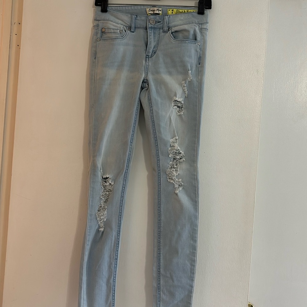 Indigo Rein, light wash skinny jeans